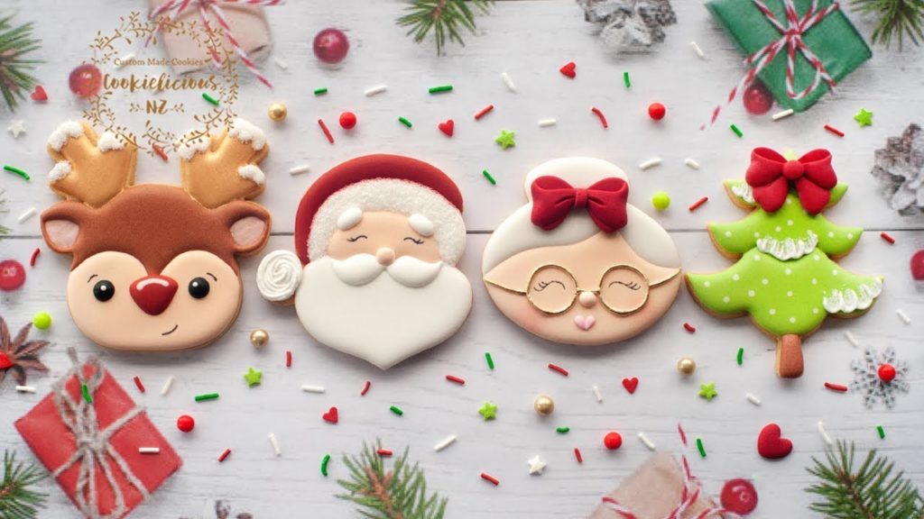 (Video) Decorated Christmas Cookies - LiveMinty