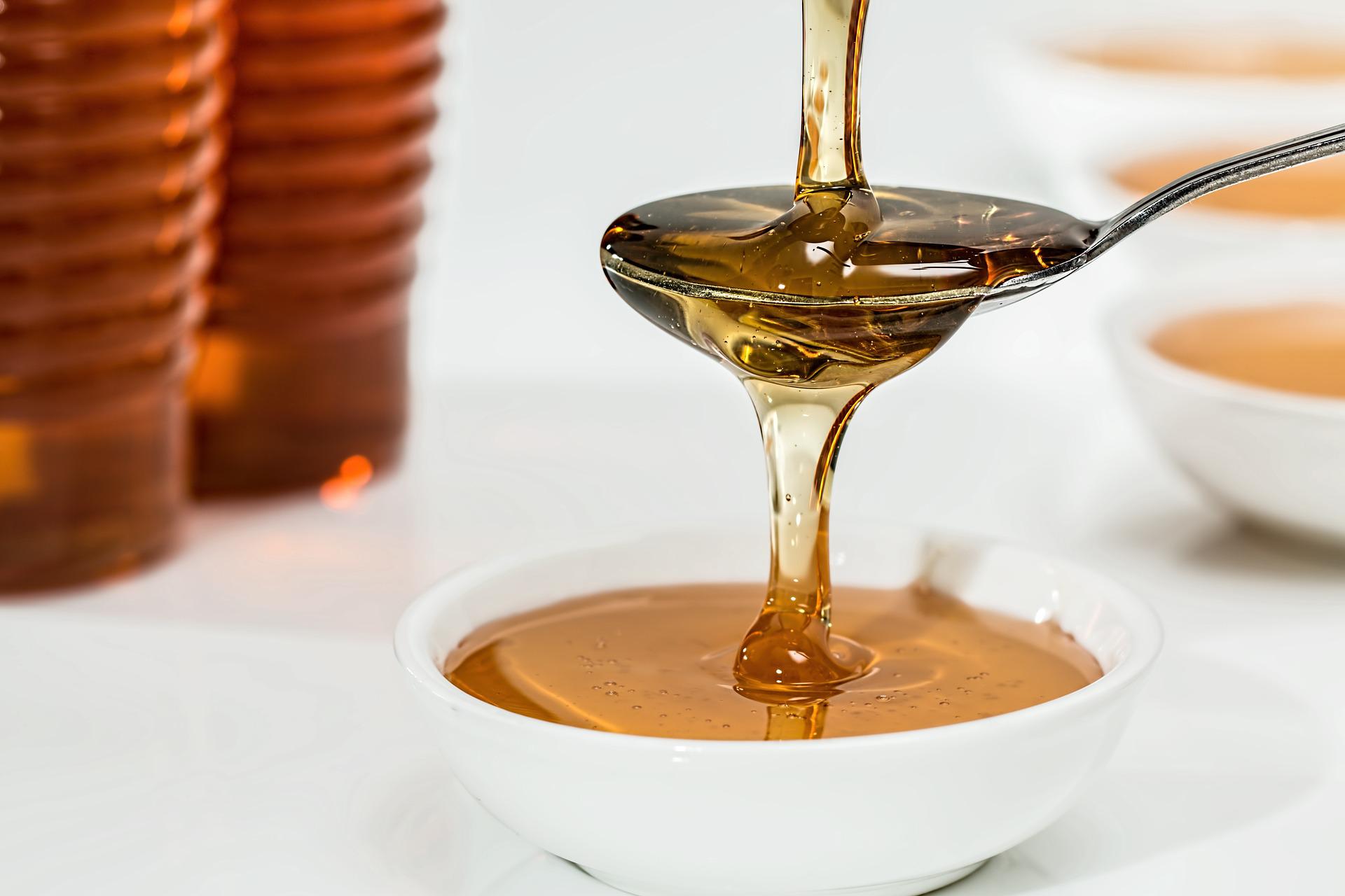 9 Benefits Of Eating Honey